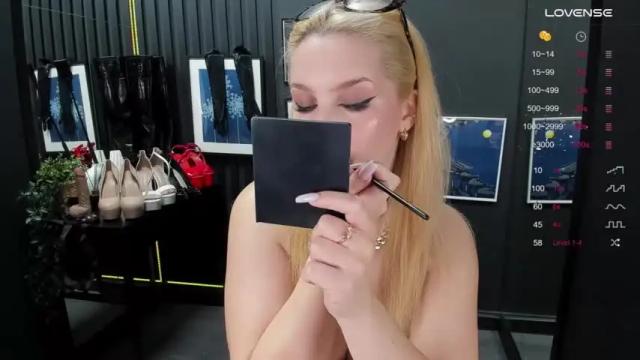 Image 10 of charmdarsy Stream on Chaturbate on 15 months ago