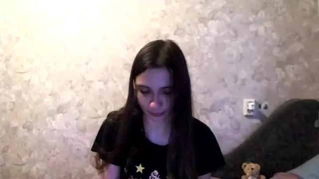 Image 3 of charming__seili Stream on Chaturbate on 18 months ago