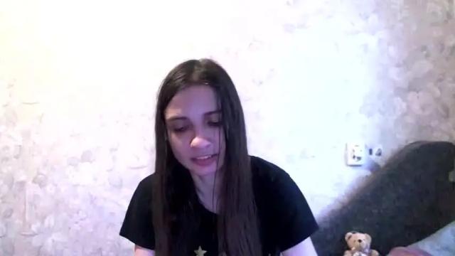 Image 8 of charming__seili Stream on Chaturbate on 18 months ago