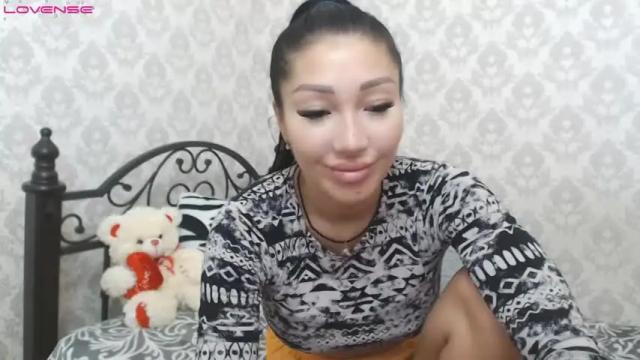Image 3 of charming__vivian Stream on Chaturbate on 14 months ago