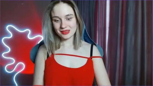 Image 6 of charming_beauty Stream on Chaturbate on 13 months ago