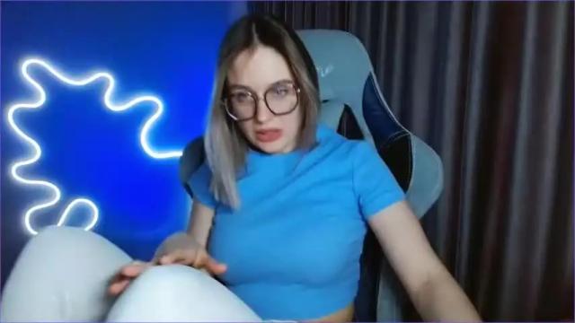 Thumbnail 2, charming_beauty's Stream at Chaturbate, 13 months ago