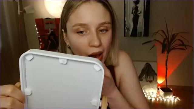 Image 2 of charming_beauty Stream on Chaturbate on 6 days ago