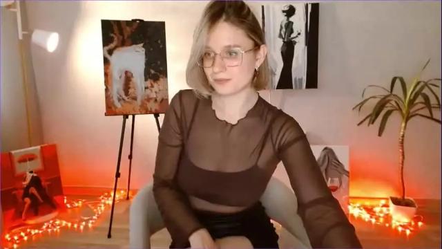 Thumbnail 1, charming_beauty's Stream at Chaturbate, 18 days ago