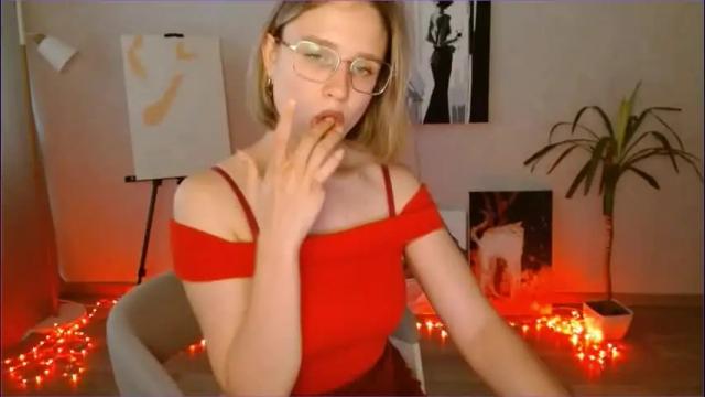 Image 12 of charming_beauty Stream on Chaturbate on 2 months ago