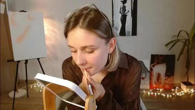 Image 2 of charming_beauty Stream on Chaturbate on 2 months ago