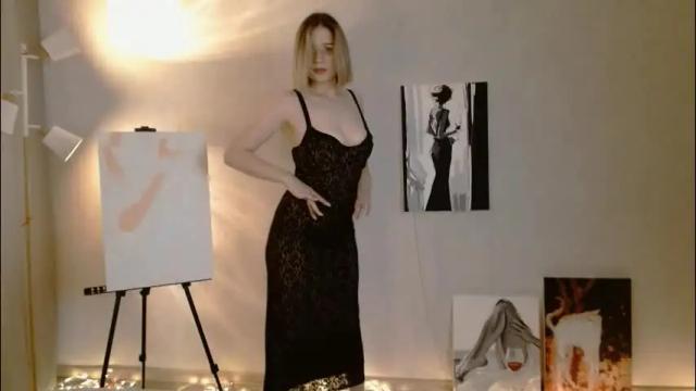 Image 4 of charming_beauty Stream on Chaturbate on 2 months ago