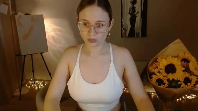 Image 10 of charming_beauty Stream on Chaturbate on 1 month ago