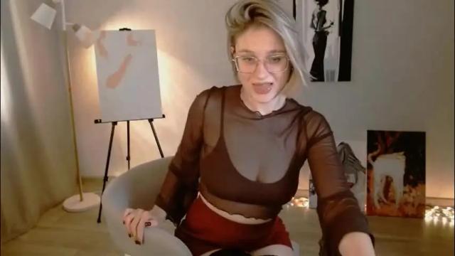 Image 8 of charming_beauty Stream on Chaturbate on 1 month ago