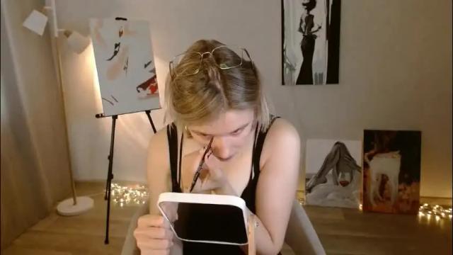 Image 4 of charming_beauty Stream on Chaturbate on 1 month ago
