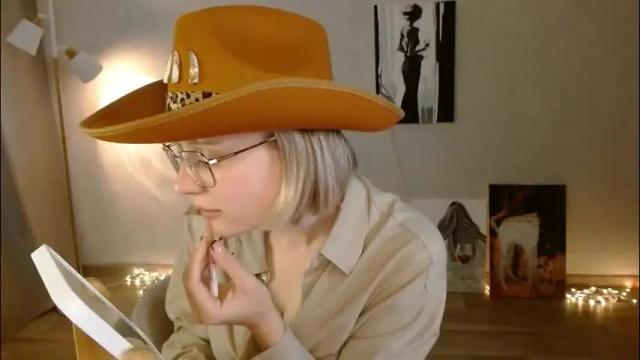 Thumbnail 1, charming_beauty's Stream at Chaturbate, 29 days ago