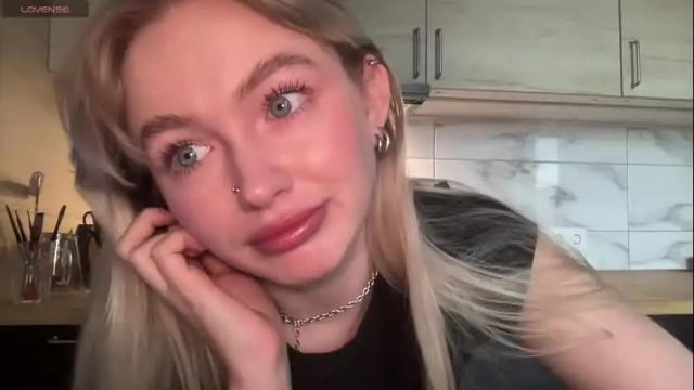 Thumbnail 3, charming_daisy's Stream at Chaturbate, 1 month ago