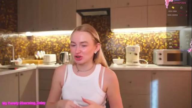 Image 6 of charming_daisy Stream on Chaturbate on 1 month ago