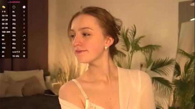 Thumbnail 3, charming_flower's Stream at Chaturbate, 1 month ago