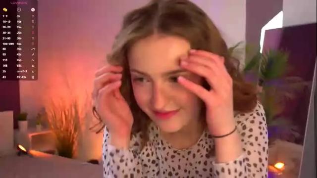 Image 7 of charming_flower Stream on Chaturbate on 1 month ago