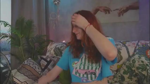 Image 3 of charming_lilly Stream on Chaturbate on 1 month ago