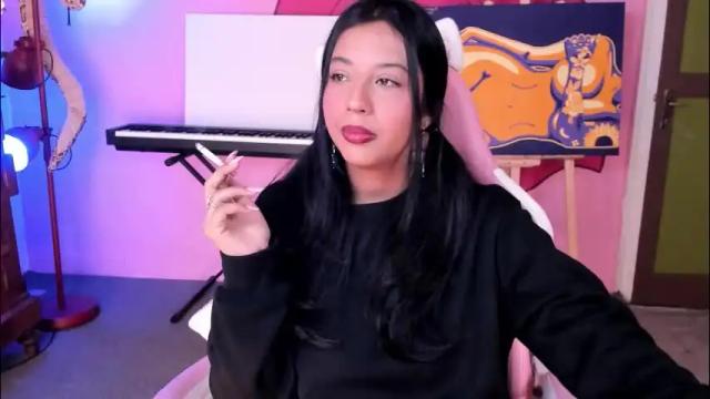 Image 4 of charming_snake_ Stream on Chaturbate on 1 month ago