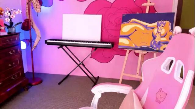 Image 3 of charming_snake_ Stream on Chaturbate on 1 month ago