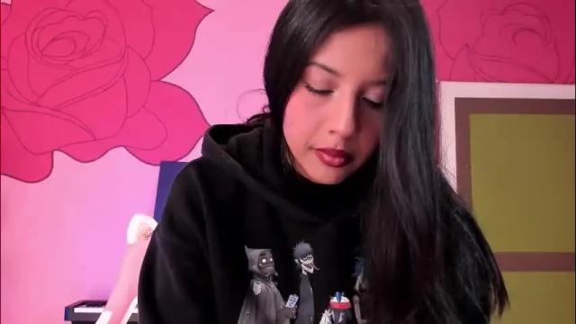 Image 12 of charming_snake_ Stream on Chaturbate on 25 days ago