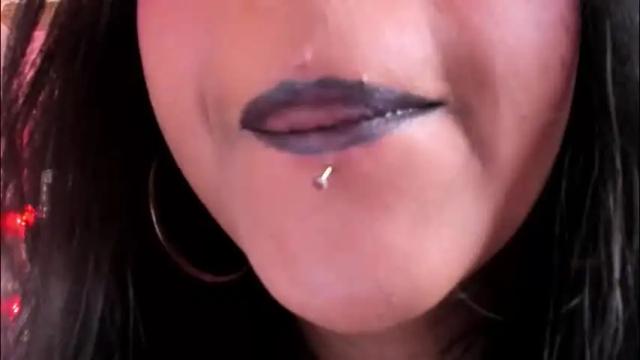 Image 11 of charming_snake_ Stream on Chaturbate on 3 days ago