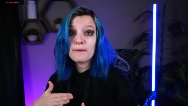 Image 3 of charmyliss Stream on Chaturbate on 20 months ago