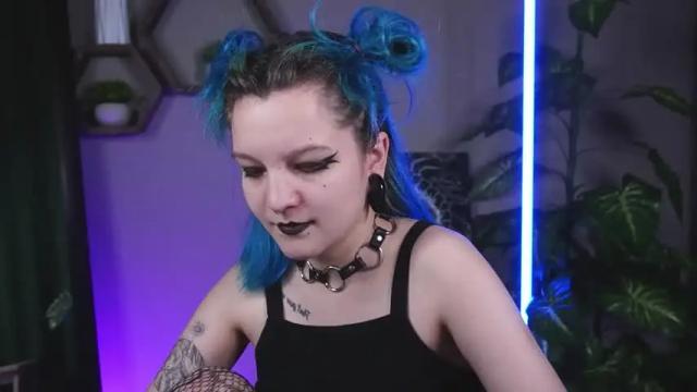 Image 10 of charmyliss Stream on Chaturbate on 19 months ago