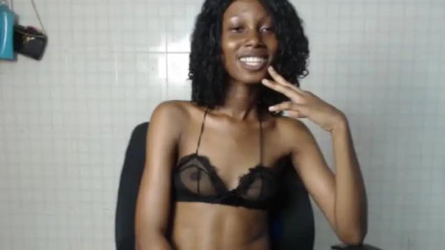 Image 3 of chata_cheatx Stream on Chaturbate on 20 months ago