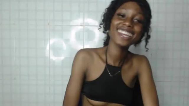 Image 11 of chata_cheatx Stream on Chaturbate on 19 months ago
