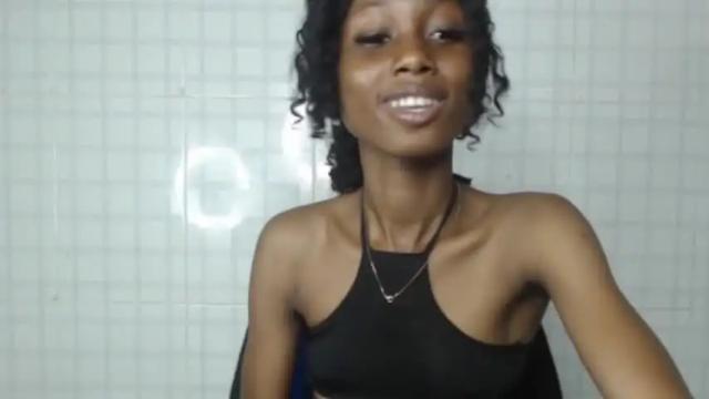 Image 6 of chata_cheatx Stream on Chaturbate on 19 months ago