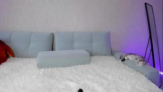Image 7 of chatur_babes_ Stream on Chaturbate on 8 days ago