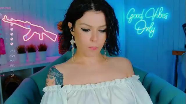 Image 8 of chaturkaterina Stream on Chaturbate on 2 months ago