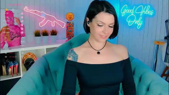 Image 4 of chaturkaterina Stream on Chaturbate on 1 month ago