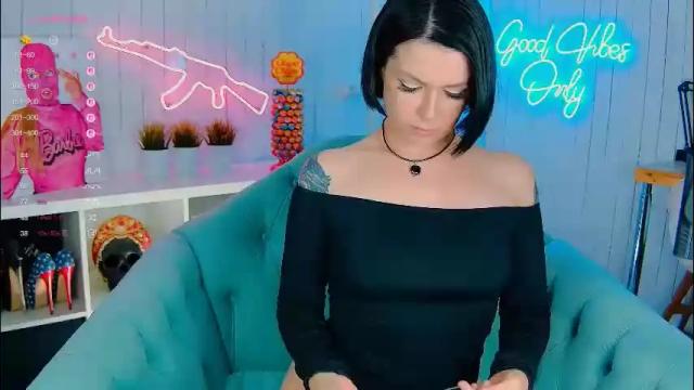 Image 6 of chaturkaterina Stream on Chaturbate on 1 month ago
