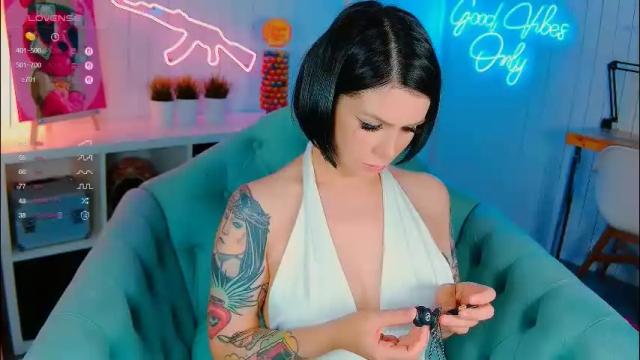 Image 6 of chaturkaterina Stream on Chaturbate on 1 month ago