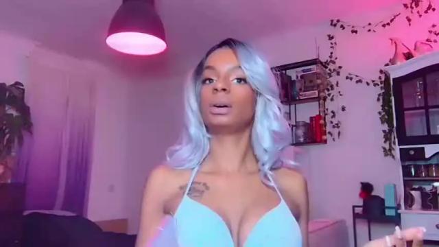 Image 8 of chayennejohnson Stream on Chaturbate on 21 months ago