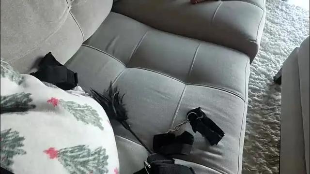 Image 12 of cheeekycouple02 Stream on Chaturbate on 6 days ago