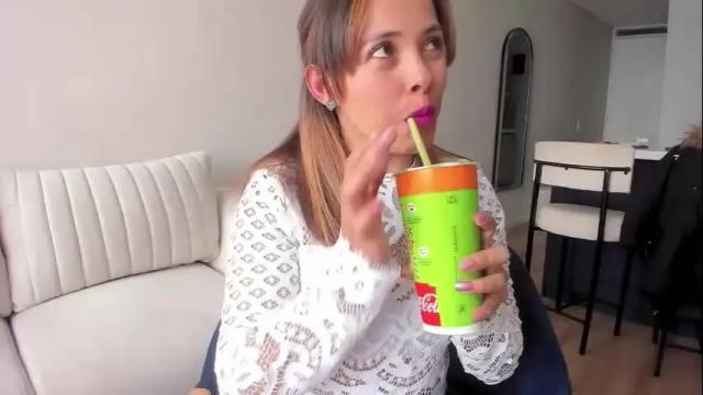 Image 2 of cheek_chic12 Stream on Chaturbate on 1 month ago