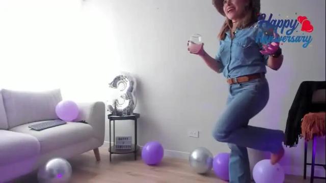 Image 3 of cheek_chic12 Stream on Chaturbate on 1 month ago