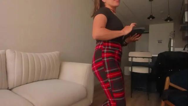 Image 7 of cheek_chic12 Stream on Chaturbate on 2 months ago