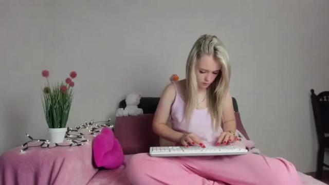 Thumbnail 3, cheeky_baby_'s Stream at Chaturbate, 19 months ago