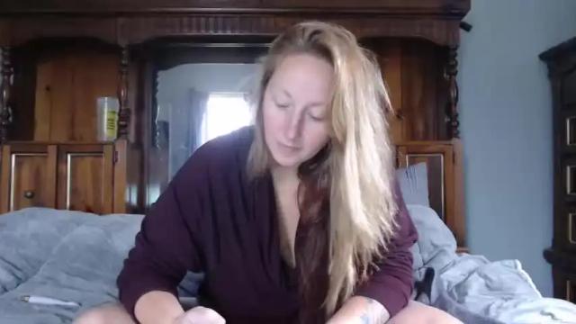 Image 4 of cheekysexkitten Stream on Chaturbate on 17 months ago