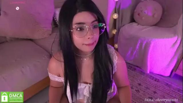 Image 3 of cheerrysweett Stream on Chaturbate on 2 months ago