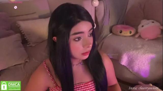 Image 4 of cheerrysweett Stream on Chaturbate on 29 days ago