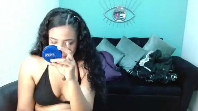 Image 10 of chelseaplayass Stream on Chaturbate on 13 months ago