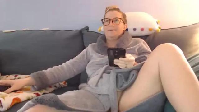 Image 10 of chelseasentra1 Stream on Chaturbate on 13 months ago