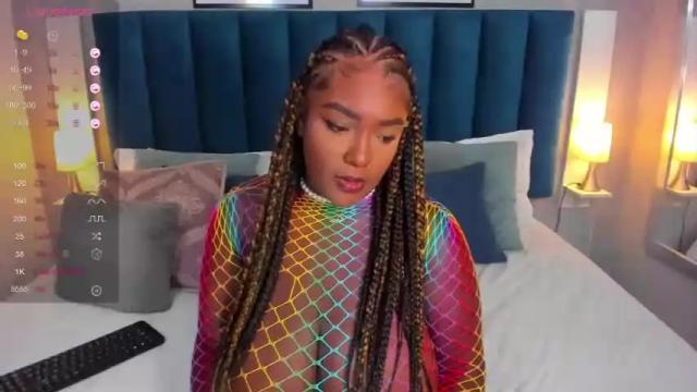 Image 10 of cheneelllorens Stream on Chaturbate on 13 months ago