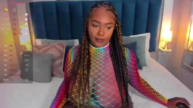 Image 4 of cheneelllorens Stream on Chaturbate on 13 months ago