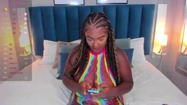 Image 4 of cheneelllorens Stream on Chaturbate on 13 months ago