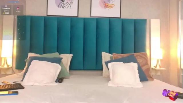 Image 6 of cheneelllorens Stream on Chaturbate on 1 month ago