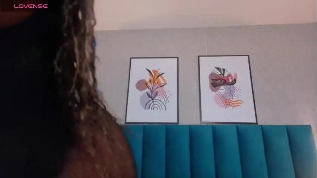 Image 2 of cheneelllorens Stream on Chaturbate on 12 days ago